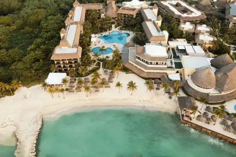 Catalonia Yucatan Beach — traslados privados desde el aeropuerto de cancún