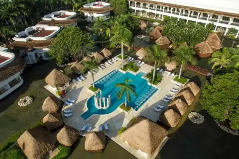 Grand Princess Sunset Resort — private transfers from Cancun Airport