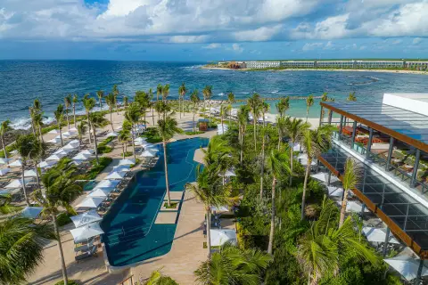 Hilton Tulum Riviera Maya — traslados privados desde el aeropuerto de cancún