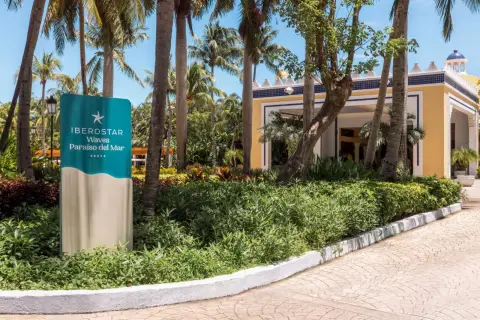 Iberostar Paraiso del Mar — private transfers from Cancun Airport