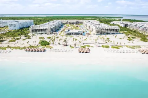 Majestic Mirage Costa Mujeres — traslados privados desde el aeropuerto de cancún
