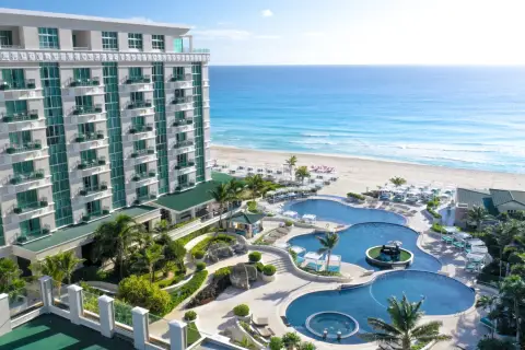 Sandos Cancun — private transfers from Cancun Airport