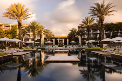 Unico Hotel Riviera Maya — private transfers from Cancun Airport