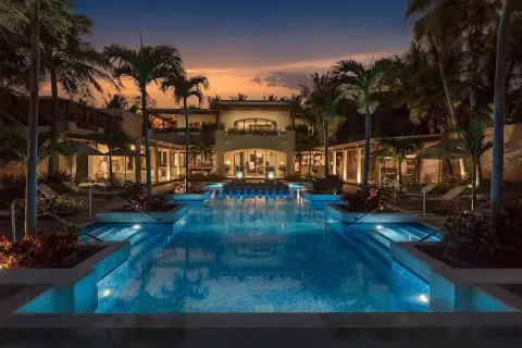 Azul Beach Resort — traslados privados desde el aeropuerto de Cancún