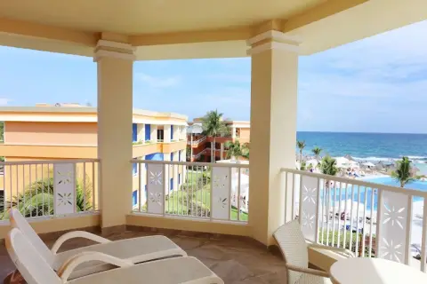 Bahia Principe Akumal — private transfers from Cancun airport