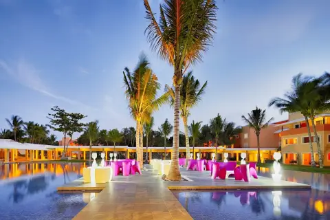 Barcelo Maya Beach — private transfers from Cancun airport