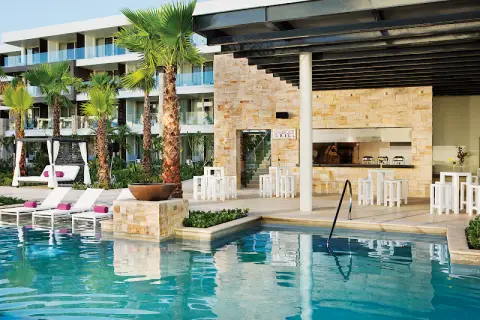 Breathless Riviera Cancun Resort & Spa — private transfers from Cancun airport