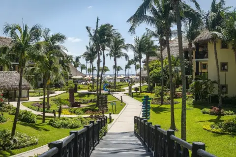 Catalonia Riviera Maya — private transfers from Cancun airport