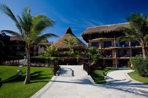 Catalonia Yucatan Beach — traslados privados desde el aeropuerto de Cancún