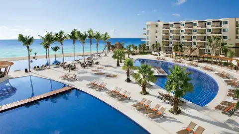 Dreams Riviera Cancun — private transfers from Cancun airport
