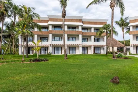 Grand Bahia Principe Tulum — private transfers from Cancun airport