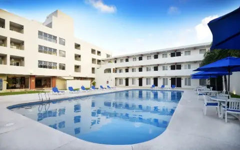 Hotel Bonampak Cancun — traslados privados desde el aeropuerto de Cancún