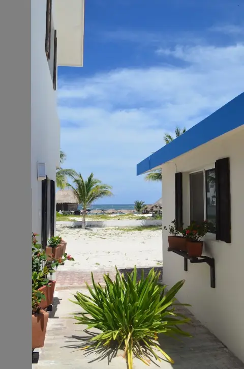 Hotel las Arenas Puerto Morelos — private transfers from Cancun Airport