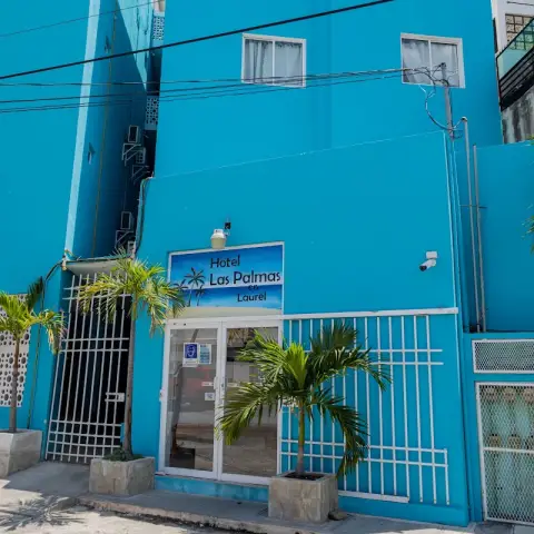 Hotel las Palmas en Laurel — traslados privados desde el aeropuerto de Cancún