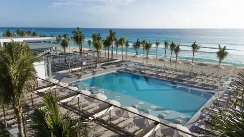 Hotel Riu Ventura — private transfers from Cancun airport