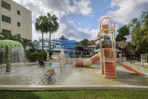 Hyatt Ziva Riviera Cancun — private transfers from Cancun airport