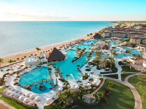 Moon Palace Resort — private transfers from Cancun Airport