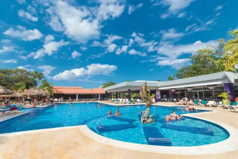 Riu Lupita — traslados privados desde el aeropuerto de Cancún