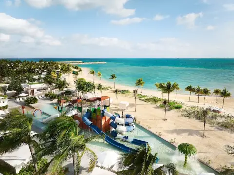 SLS Playa Mujeres — traslados privados desde el aeropuerto de Cancún