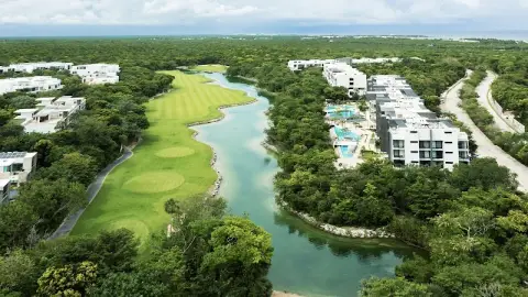 Tulum Country Club — traslados privados desde el aeropuerto de Cancún